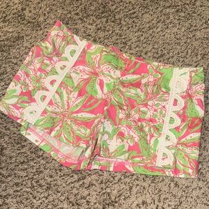 Lilly Pulitzer Liza “Forgot My Trunks” shorts size 10 w/ zipper Resort Wear